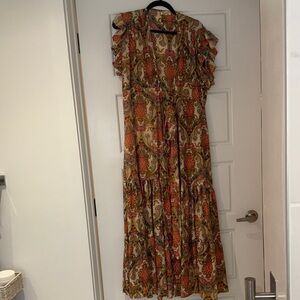 Floral Maxi Dress with Ruffle Sleeves